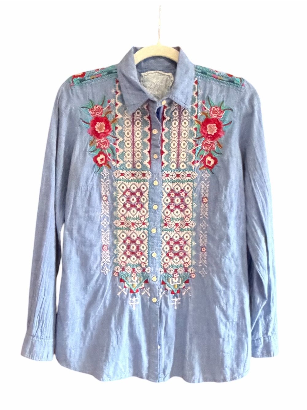 JOHNNY WAS Embroidered Button Down Chambray Shirt Back Buttons XS - Picture 2 of 11